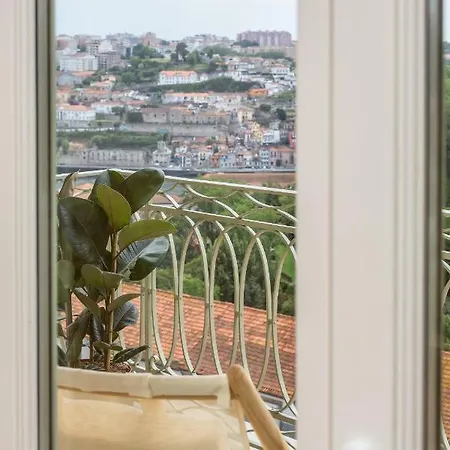 Apartament Tripas-coracao, Cordoaria River View, Garden View Or Loft Porto