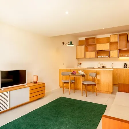 Tripas-coracao, Cordoaria River View, Garden View Or Loft Apartment